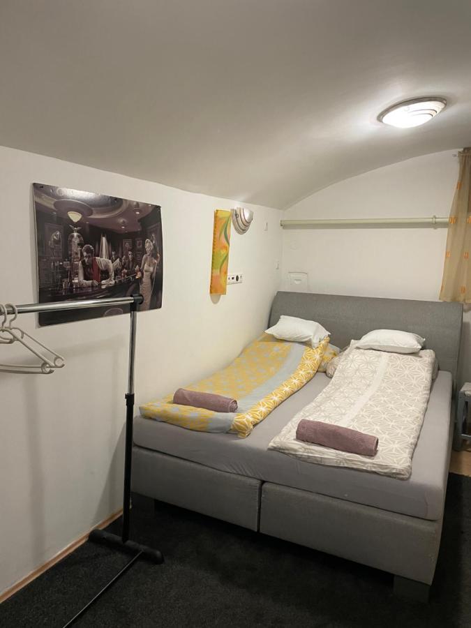 Centrum Wellness Hostel Debrecen Exterior foto